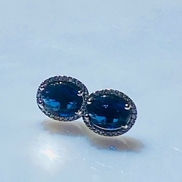 ❤️ Sterling Silver Blue Sapphire Cubic Zirconia Earrings - Picture 3 of 11